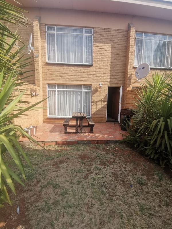 To Let 2 Bedroom Property for Rent in Potchefstroom North West